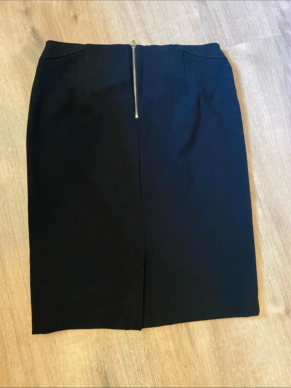 White House Black Market Classic Black Pencil Skirt Size 10 Minimalist Corporate